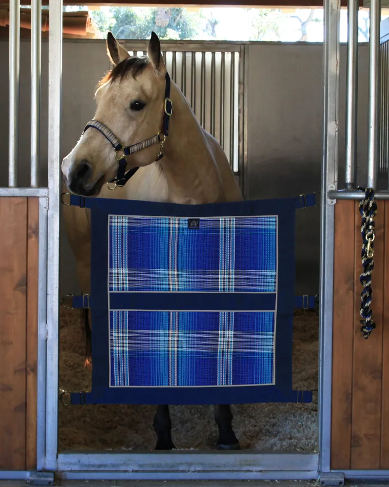 GmfliUYi_3.webp Outlet KENSINGTON ™ Stall Door Guard