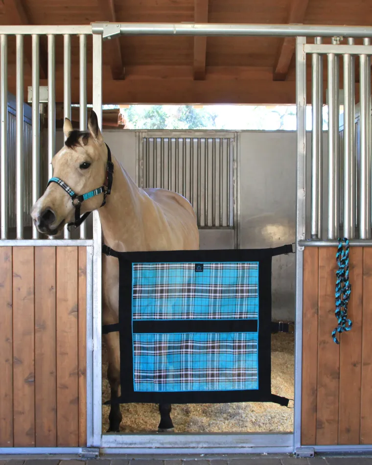 GmfliUYi_4.webp Outlet KENSINGTON ™ Stall Door Guard