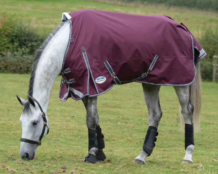 KjoMVjNr_7.webp New WEATHERBEETA ® ComFiTec™ Plus Dynamic II Standard Neck Medium-Weight Turnout Blanket Maroon/Grey/White