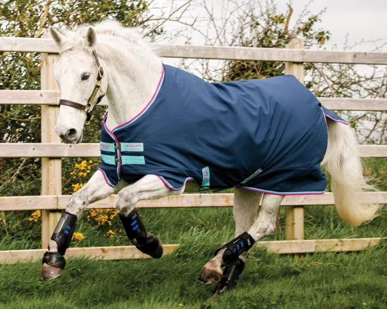 QSxahIEL_4.webp Hot HORSEWARE ® Ireland Amigo® Pony Hero 900D Medium-Weight Turnout Blanket