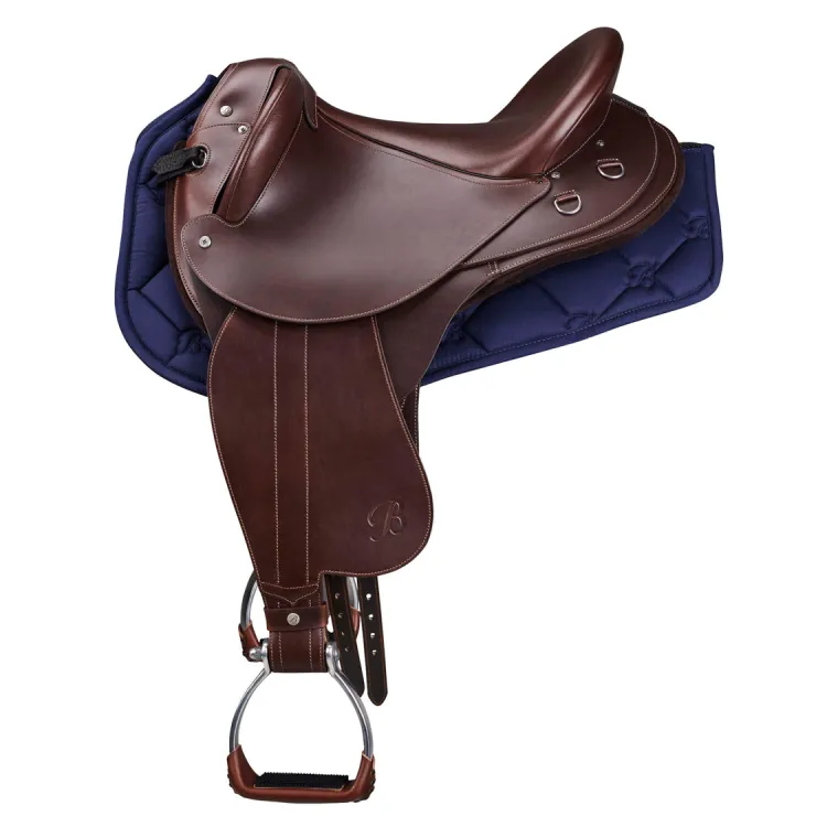 bates-contoured-stock-saddle-p-rLNztbqz-2.webp Fashion SADDLERY BRANDS INTL Bates Contoured Stock Saddle Pad