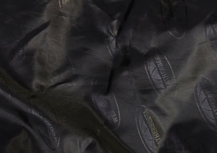 blyAcRjh_4.webp Hot WEATHERBEETA ® ComFiTec™ Essential Combo Neck Medium-Weight Turnout Blanket Navy/Silver/Red