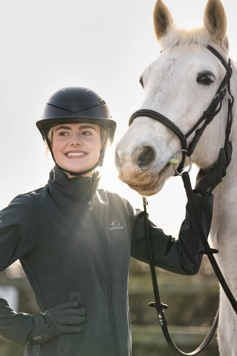 charles-owen-luna-helmet-fmznSUpK-2.webp Fashion CHARLES OWEN Luna Helmet