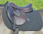 Discount EQUIFIT ® Essential Square Pad