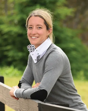 Clearance ESSEX CLASSICS Trey V-Neck Sweater