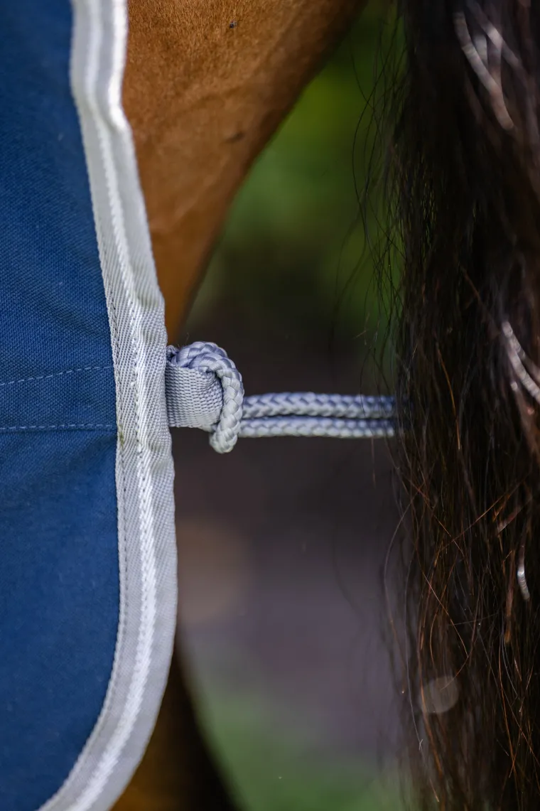 horseware-ireland-amigo-stable-sSoiJKfF-4.webp Outlet HORSEWARE ® Ireland Amigo® Stable Sheet–Core Color Navy/Titanium Grey/Silver