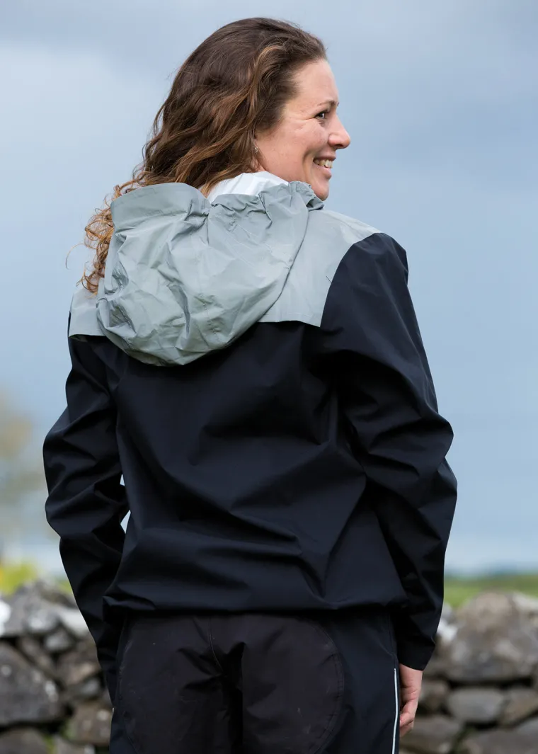 horseware-unisex-h2o-reflectiv-bXEEOVOh-3.webp Clearance HORSEWARE ® Unisex H2O Reflective Jacket Black