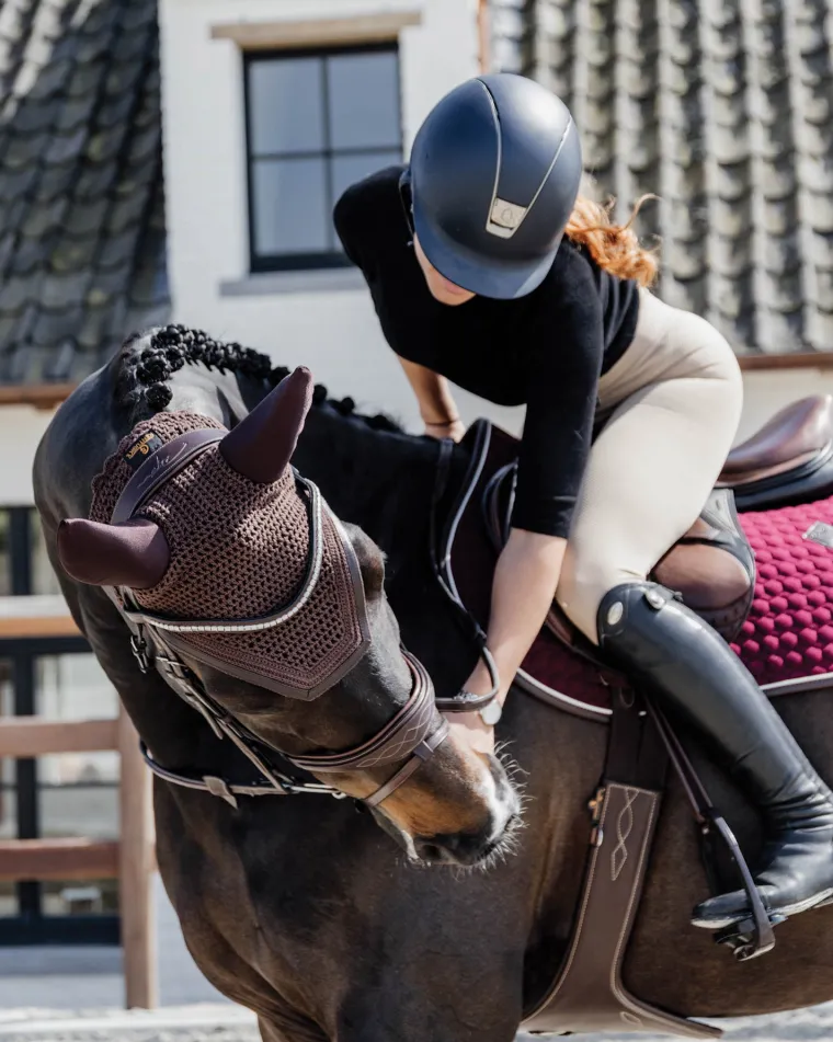 kentucky-horsewear-stud-girth-kYhXeWwp-3.webp Clearance KENTUCKY HORSEWEAR Stud Girth Brown