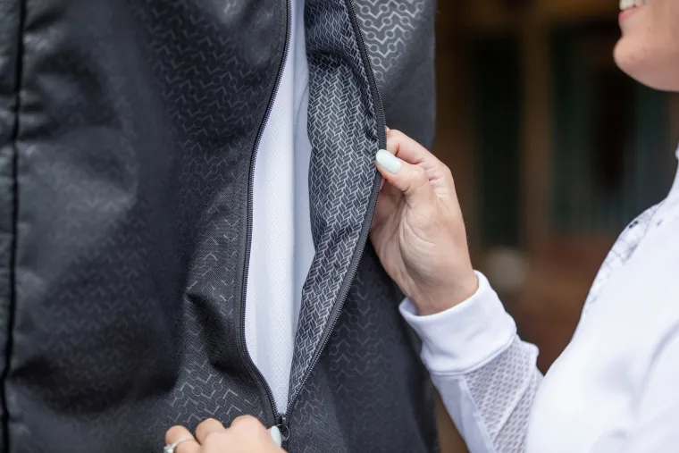 kerrits-eq-garment-bag-oQmuNxWo-6.webp Best KERRITS ® EQ Garment Bag