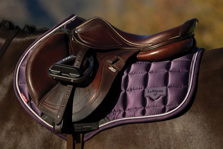 lemieux-loire-classic-close-co-TzmyddKP-5.webp Hot HORSE HEALTH TRADE LeMieux® Loire Classic Close Contact Saddle Pad