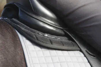 Fashion HORSE HEALTH TRADE LeMieux® X-Grip Half Pad Black