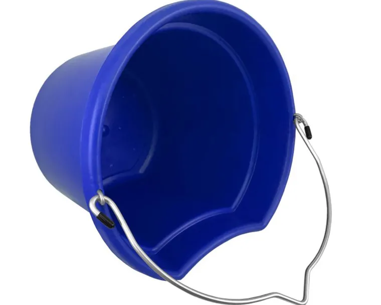 sDgxpwbR_6.webp Sale SHILOH STABLES TACK 20-Quart Flatback Bucket 11" Tall