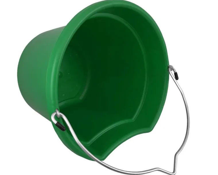 sDgxpwbR_8.webp Sale SHILOH STABLES TACK 20-Quart Flatback Bucket 11" Tall