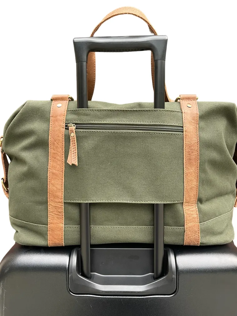 tucker-tweed-equestrian-barn-d-tprIHKOj-4.webp Hot TUCKER TWEED EQUSTRN Tucker Tweed Equestrian™ Barn Duffle