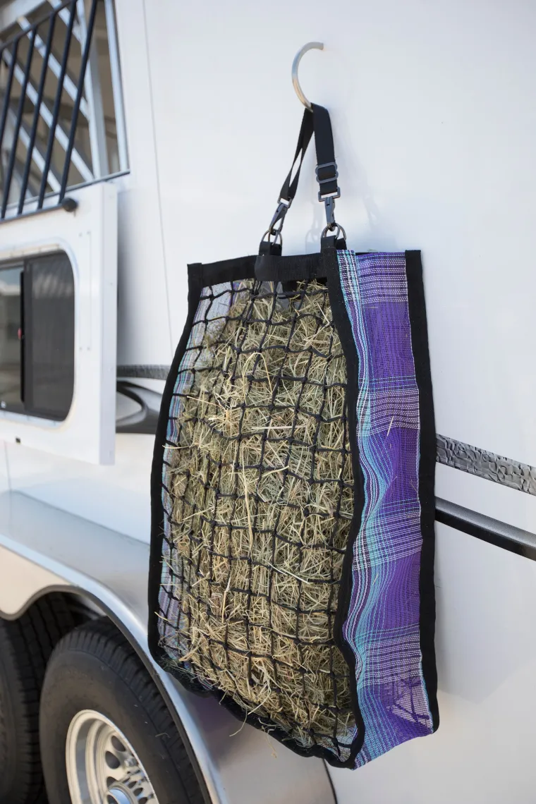 yiwxXxxc_21.webp Online KENSINGTON ™ Slow Feed 2-Flake Hay Bag