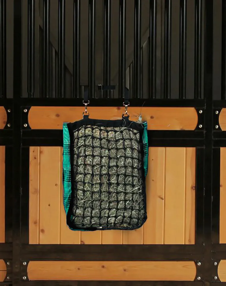 yiwxXxxc_4.webp Online KENSINGTON ™ Slow Feed 2-Flake Hay Bag